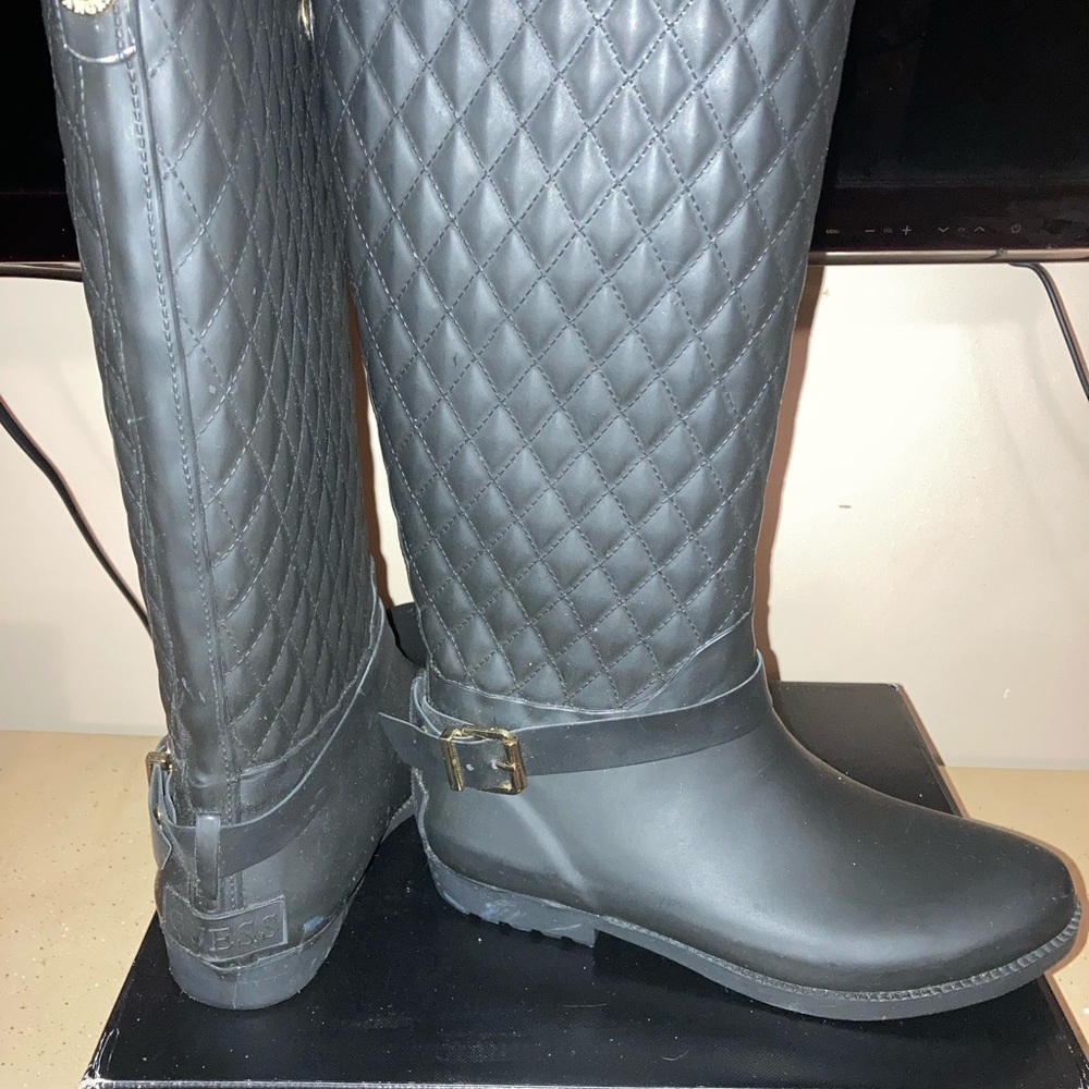 New rain or snow boots